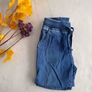 Gap kids chambray jogger size 4